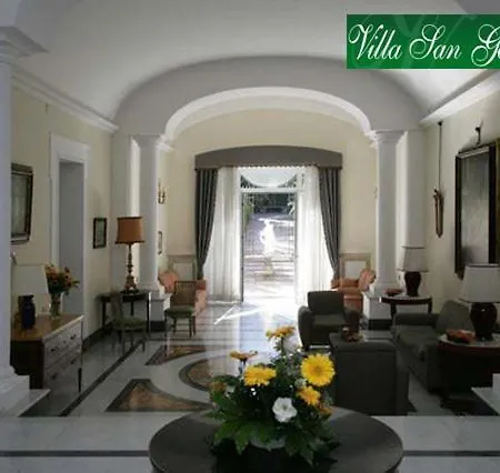 B&B Villa San Gennariello-3